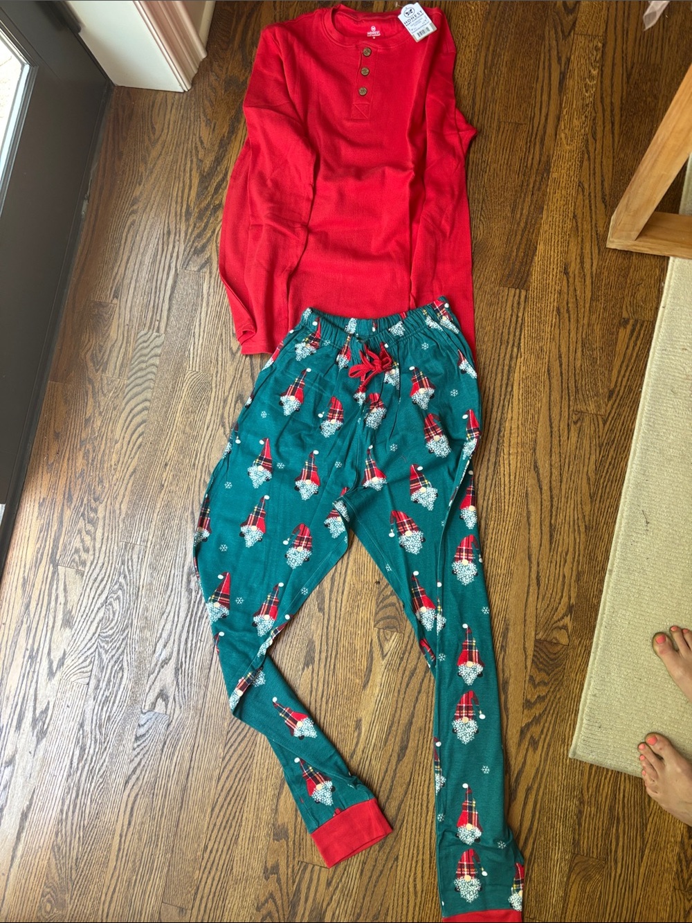 NWT Organic cotton Christmas pajamas